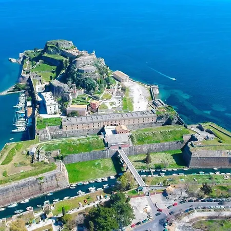 Angela's Apartment, Kerkyra, Corfu Town Center 아파트 *