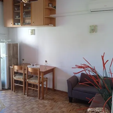 Angela's Apartment, Corfu Town Center Apartament *