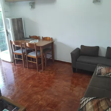 Angela's Apartment, Corfu Town Center *